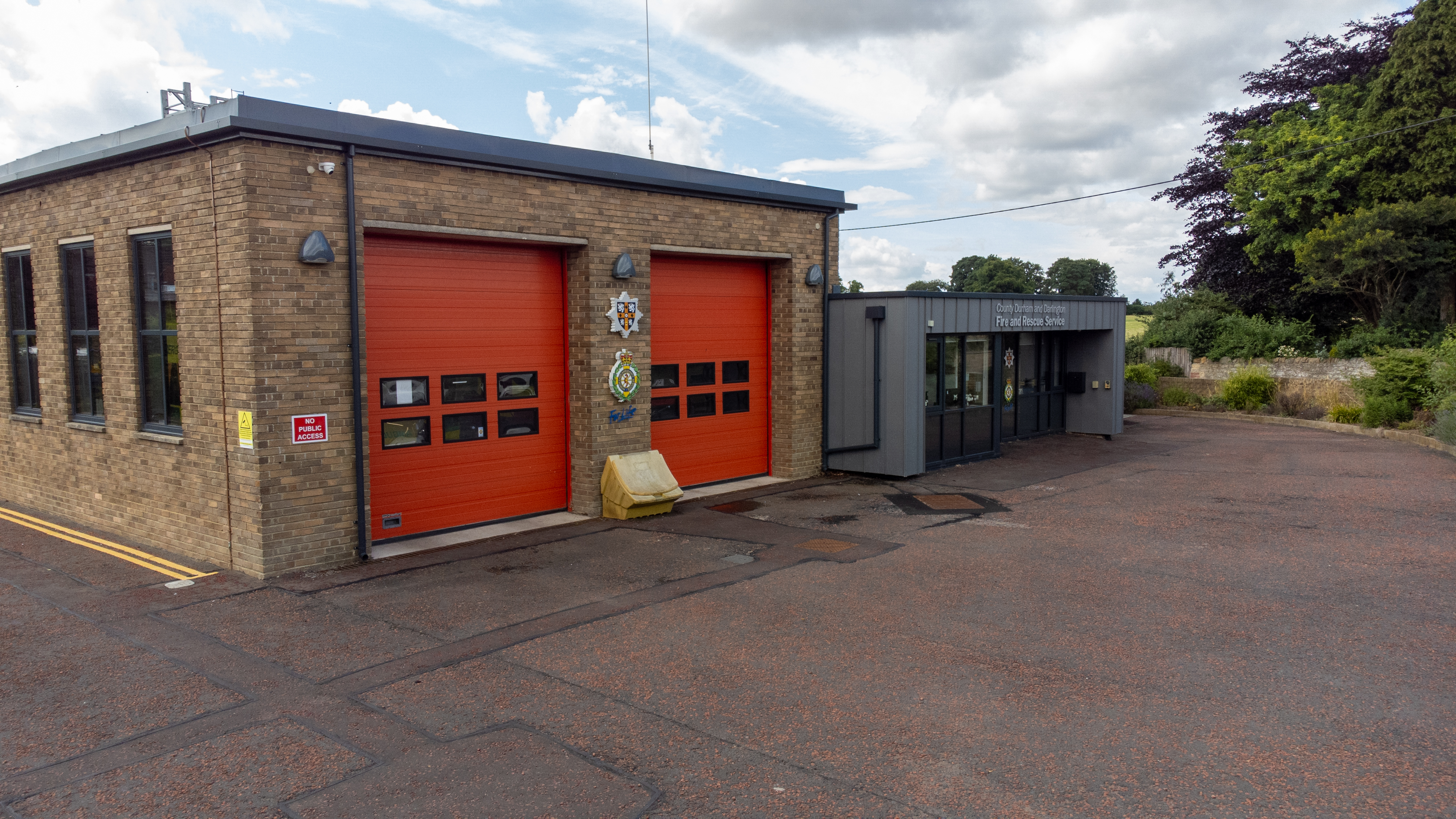 photo of sedgefield fire station