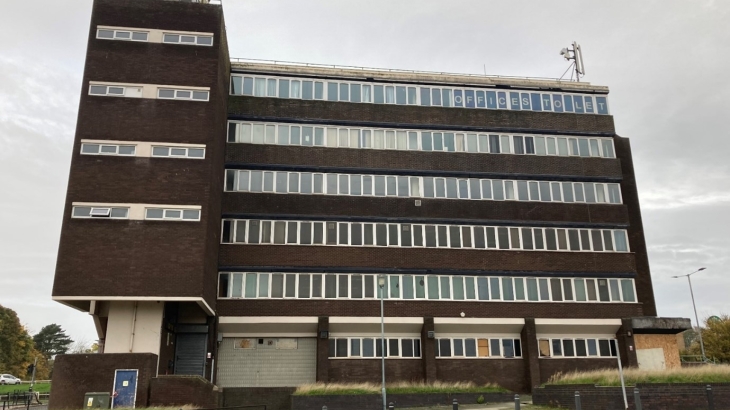 A picture of the front of Ridgemount House building